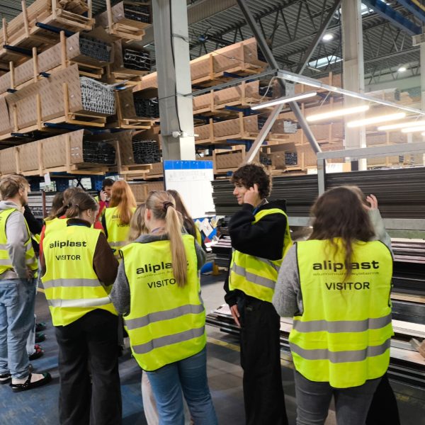 WhatsApp Image 2025-12-08 at 15.33.51