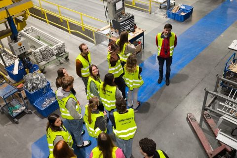 WhatsApp Image 2025-12-08 at 15.33.52 (3)