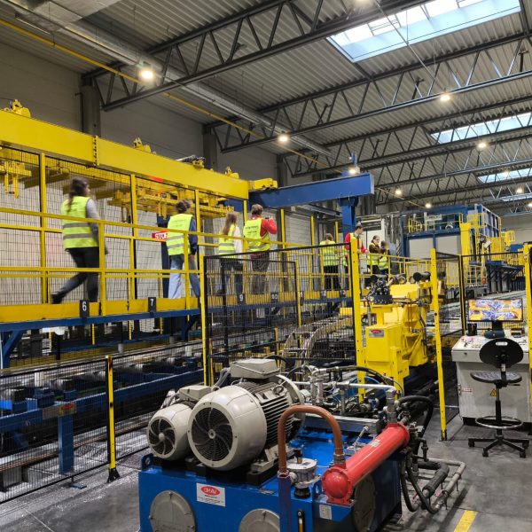 WhatsApp Image 2025-12-08 at 15.33.52