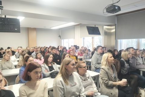 oplus_0