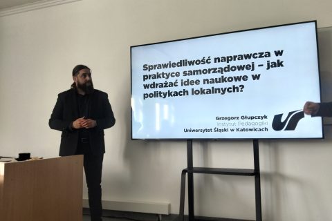 oplus_0