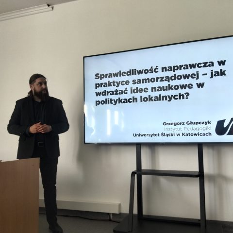 oplus_0