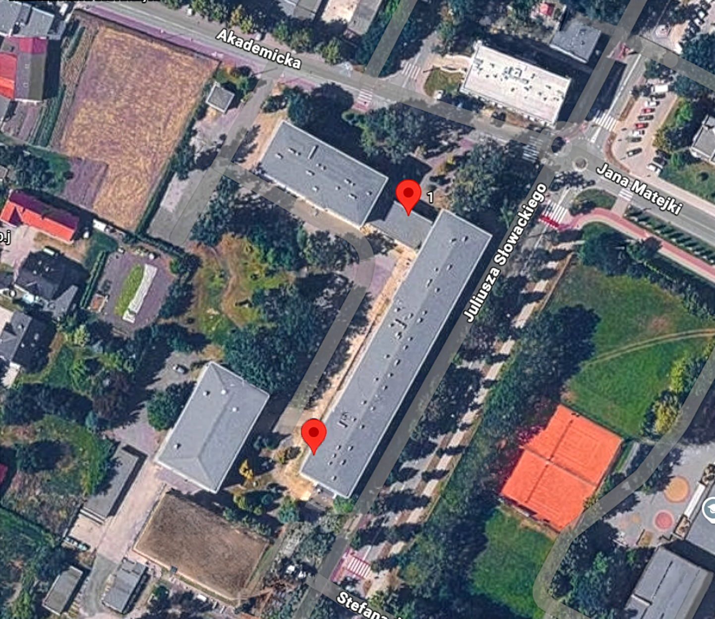 Mapa trasy prowadzącej przez park uczelniany do wejścia budynku A